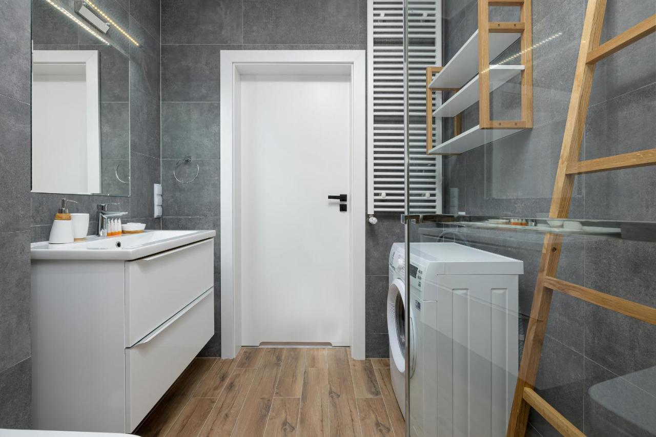 Apartamenty "Baltyk" Armii Krajowej By Noclegi Renters سفينويتشي المظهر الخارجي الصورة