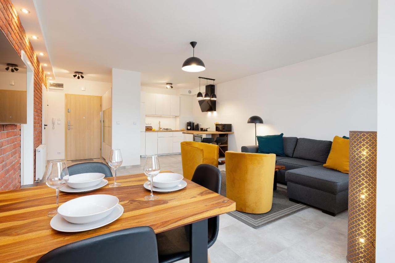 Apartamenty "Baltyk" Armii Krajowej By Noclegi Renters سفينويتشي المظهر الخارجي الصورة