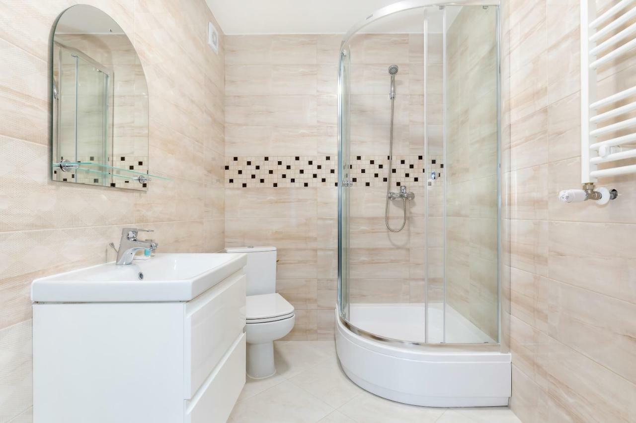 Apartamenty "Baltyk" Armii Krajowej By Noclegi Renters سفينويتشي المظهر الخارجي الصورة