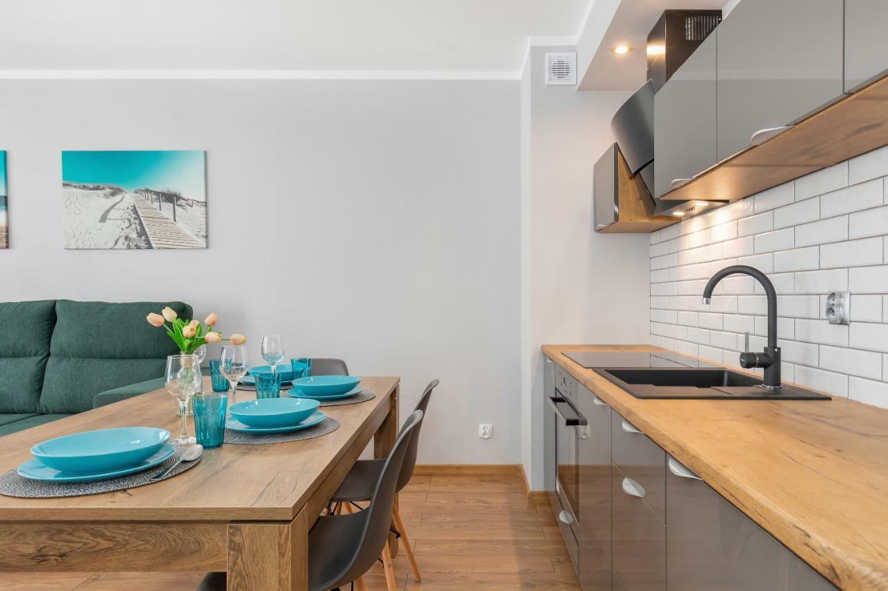 Apartamenty "Baltyk" Armii Krajowej By Noclegi Renters سفينويتشي المظهر الخارجي الصورة
