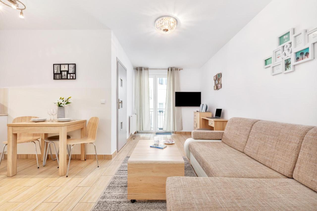 Apartamenty "Baltyk" Armii Krajowej By Noclegi Renters سفينويتشي المظهر الخارجي الصورة