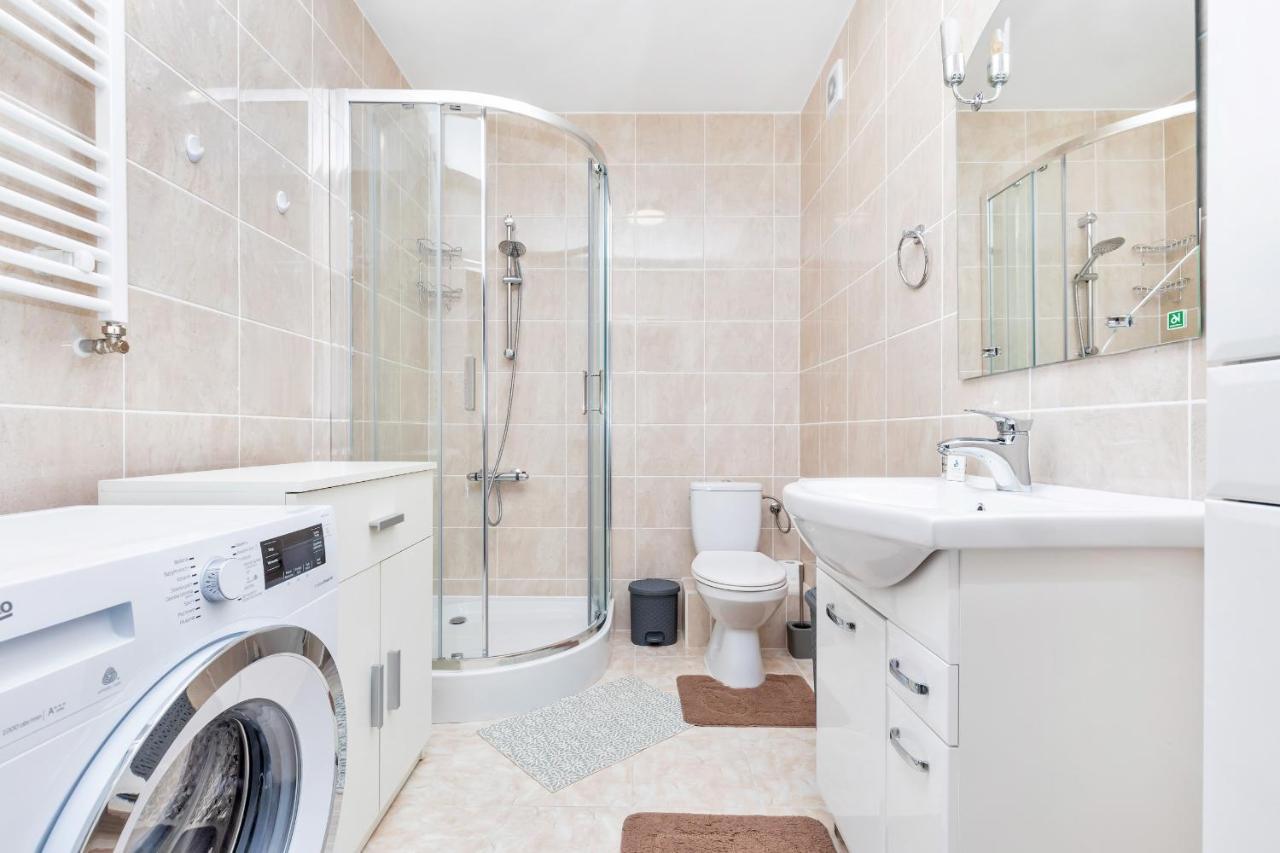 Apartamenty "Baltyk" Armii Krajowej By Noclegi Renters سفينويتشي المظهر الخارجي الصورة
